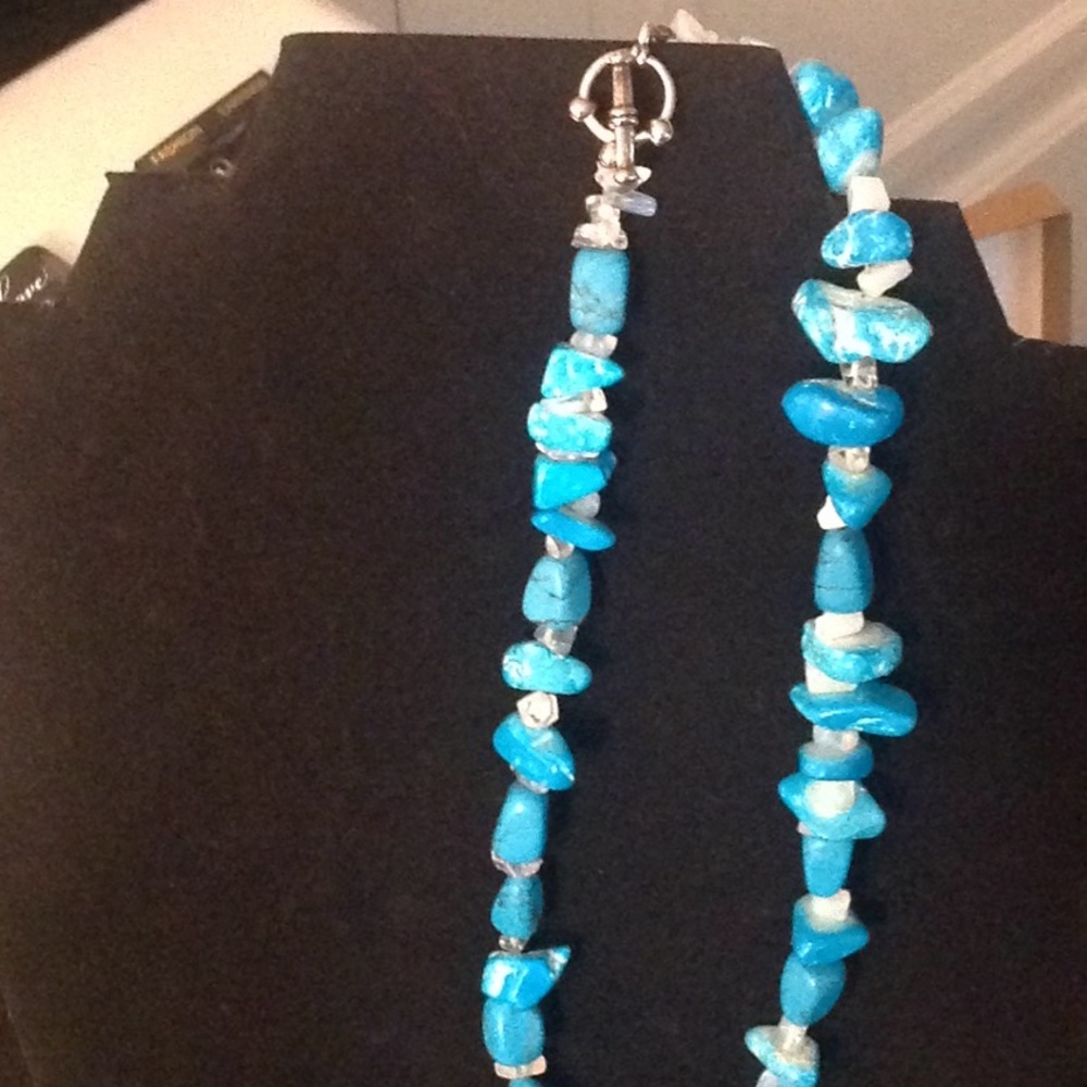 Necklace - Picture 2 of 2